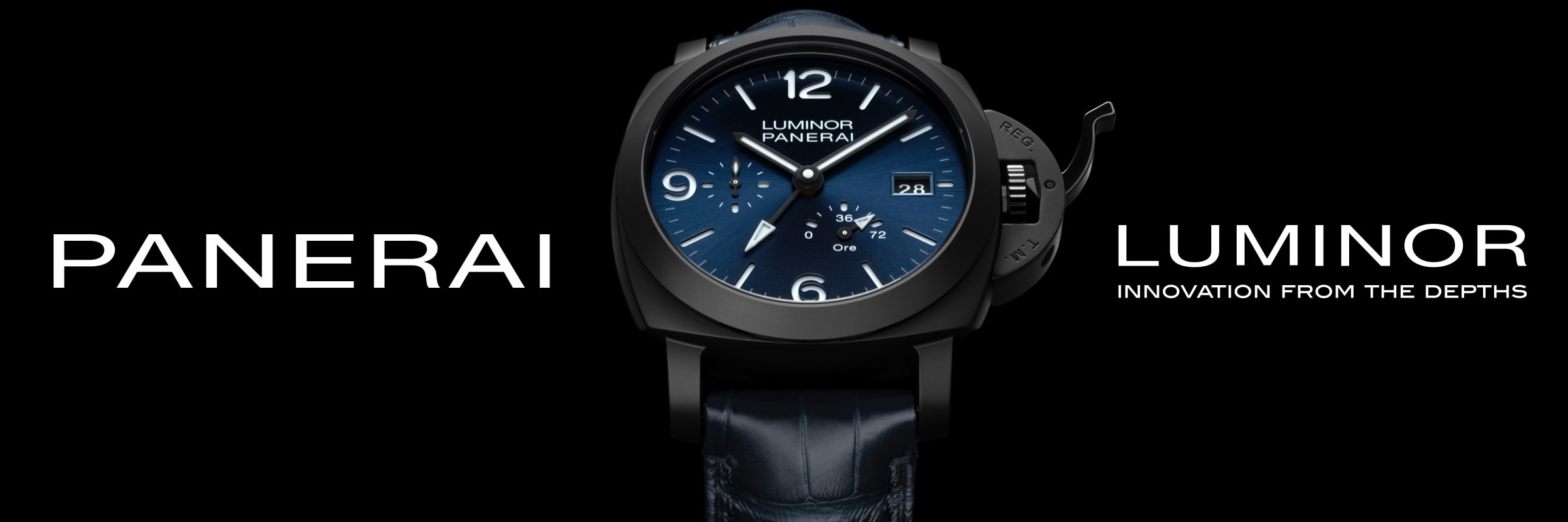 2025 © Panerai Eine luxuriöse Panerai Luminor Armbanduhr mit blauem Zifferblatt und schwarzem Gehäuse wird mittig auf einem schwarzen Hintergrund dargestellt. Der Text lautet: "PANERAI LUMINOR KOLLEKTION-INNOVATION AUS DER TIEFE".
